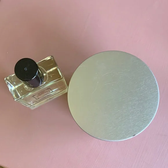 New-China Rain Perfume Oil and Soy Candle Set - Picture 5 of 7